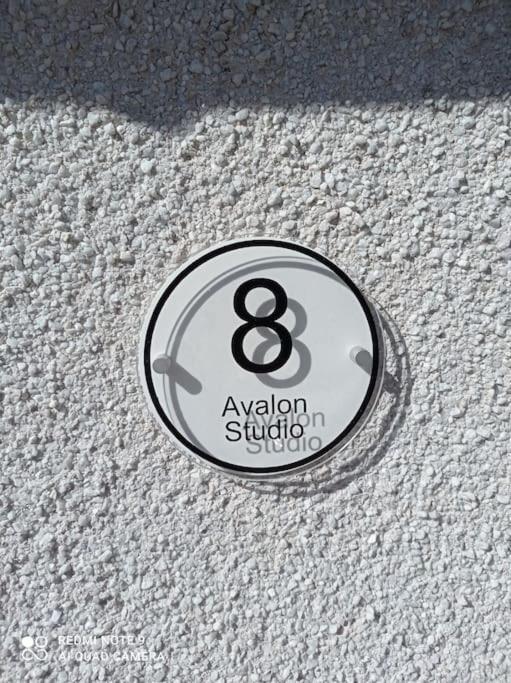 Avalon Studio. Comfy Well Equipped Cosy Studio. Apartment Aviemore